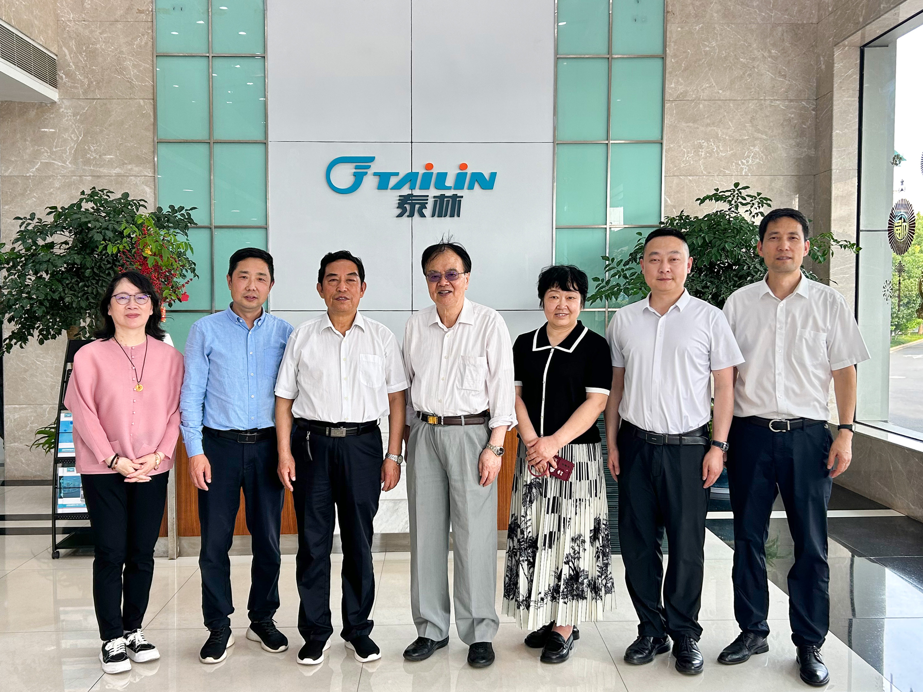 1715563717937577B18l.jpg IMG_0783.jpg