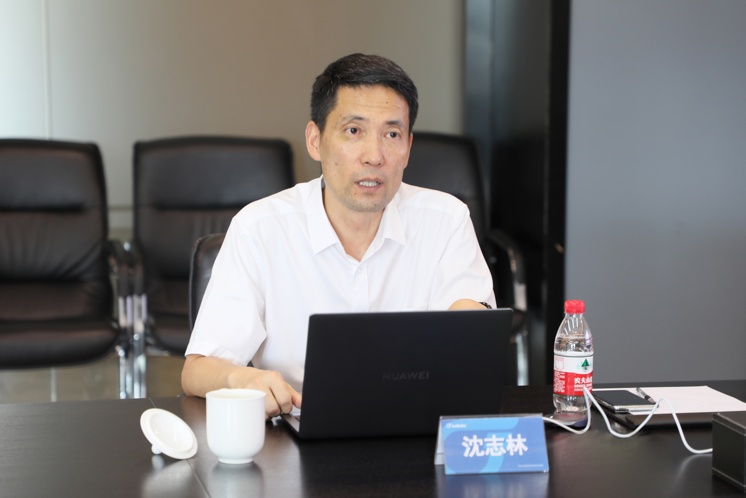 1722306884210716Y2uZ.jpg EF1A2879--.jpg